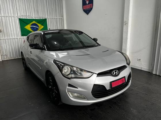 HYUNDAI VELOSTER 1.6 16V GASOLINA 3P AUTOMÁTICO HYUNDAI VELOSTER 1.6 16V GASOLINA 3P AUTOMÁTICO